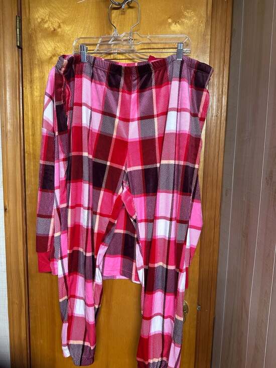 Joyspun Other - Joyspun Women's Long Sleeve Plaid Pajama Set